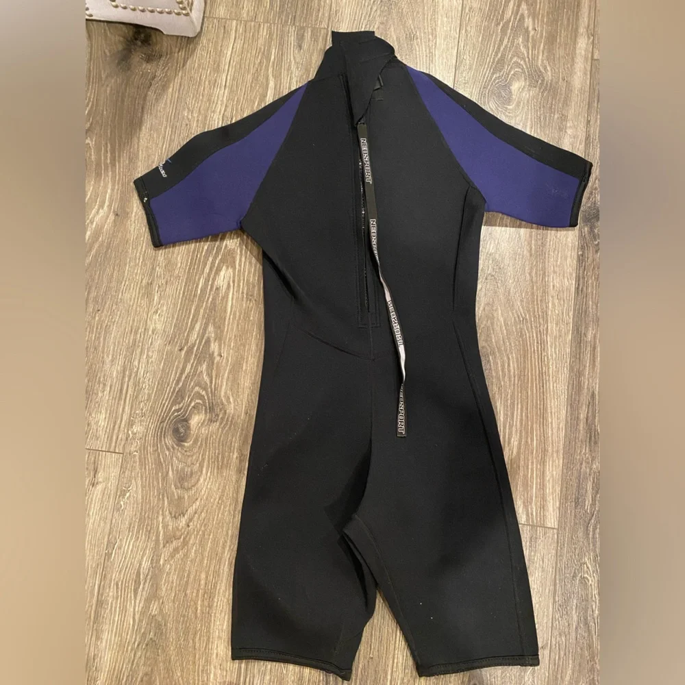 Junior’s 2.5mm Shorty Wetsuit